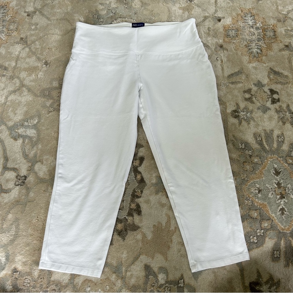 Jones New York White Capri Pant
